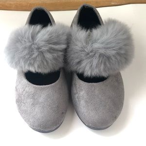 Brand New!! Super Cute Fur Ballet Flat!